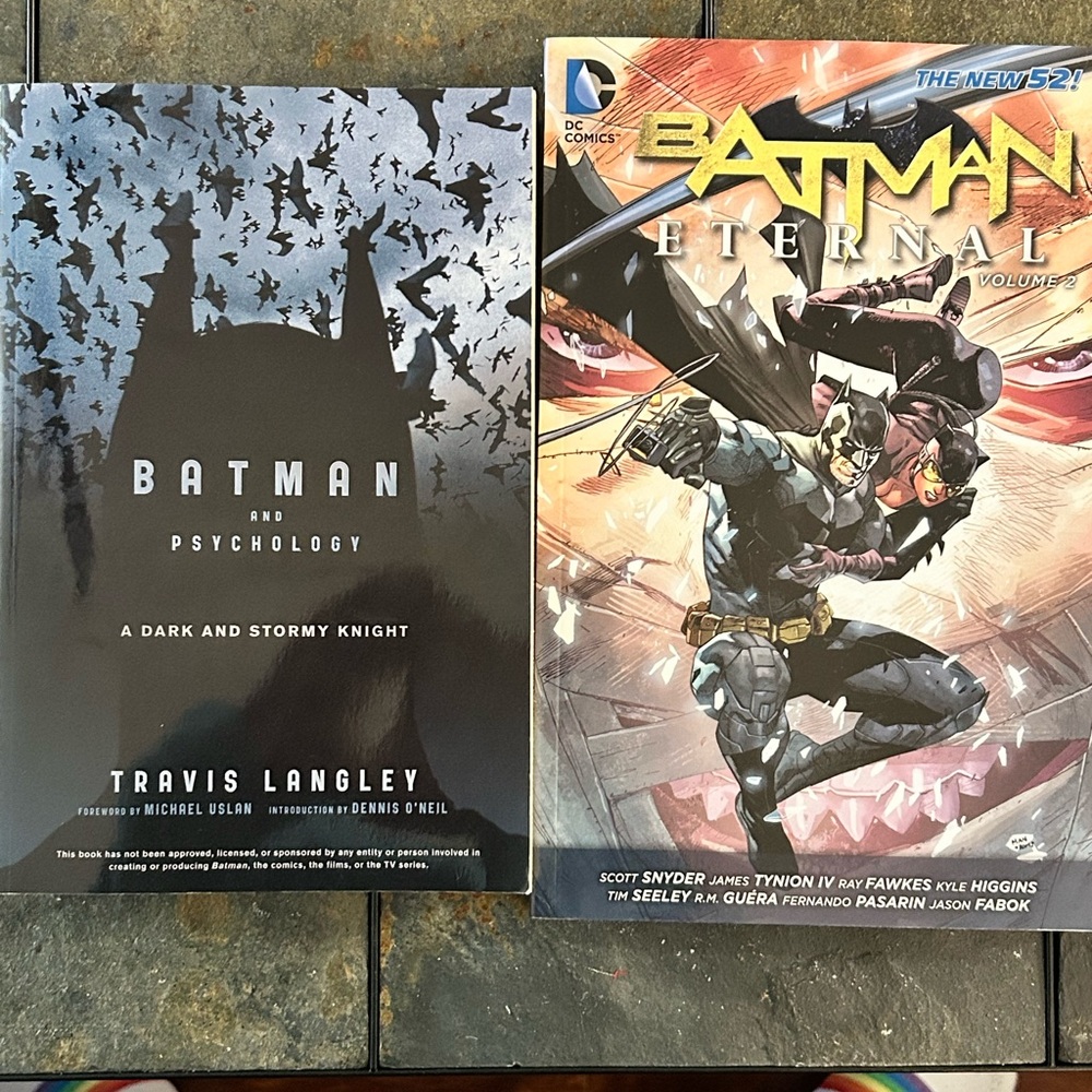 Batman Eternal Vol 2 (2015) by Scott Snyder DC Comics & Batman & Psychology Book